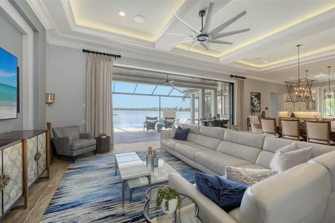 Villa ou maison à vendre à Lakewood Ranch, Floride: 4 chambres, 400.32 m2 № 1792252 - photo 21