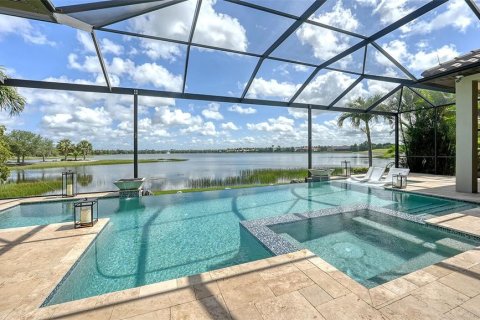Villa ou maison à vendre à Lakewood Ranch, Floride: 4 chambres, 400.32 m2 № 1792252 - photo 4