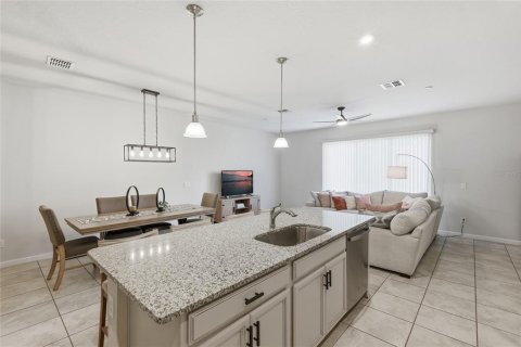 Adosado en venta en Minneola, Florida, 3 dormitorios, 173.36 m2 № 2166140 - foto 7