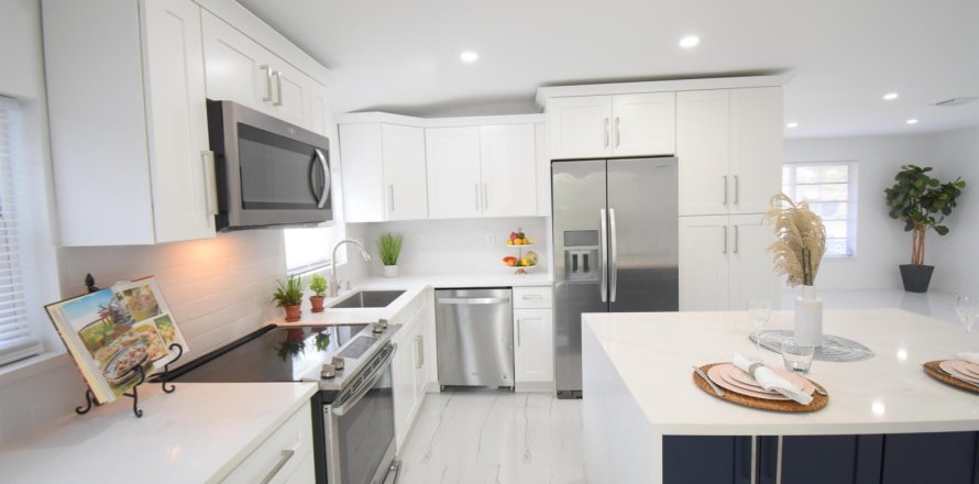 Casa en Lauderdale Lakes, Florida 4 dormitorios, 149.29 m2 № 1221376