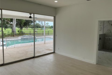 House in Sarasota, Florida 3 bedrooms, 222.97 sq.m. № 2213253 - photo 15