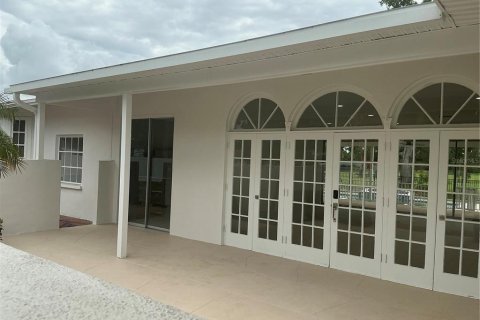House in Sarasota, Florida 3 bedrooms, 222.97 sq.m. № 2213253 - photo 3