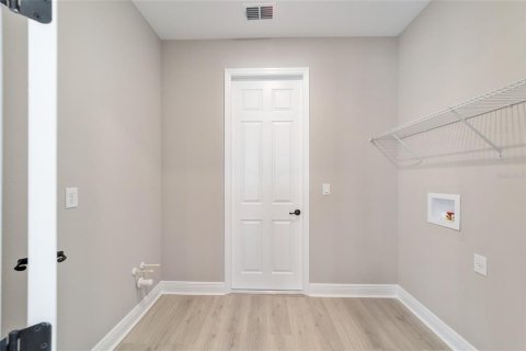 House in Ocala, Florida 2 bedrooms, 159.61 sq.m. № 2229349 - photo 30