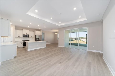 House in Ocala, Florida 2 bedrooms, 159.61 sq.m. № 2229349 - photo 8
