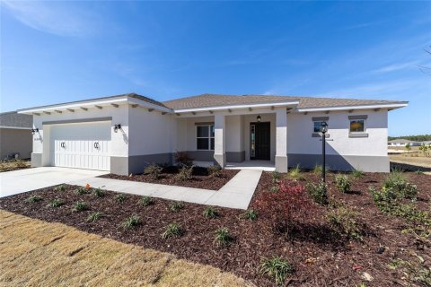 House in Ocala, Florida 2 bedrooms, 159.61 sq.m. № 2229349 - photo 2