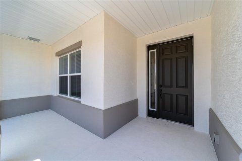House in Ocala, Florida 2 bedrooms, 159.61 sq.m. № 2229349 - photo 5