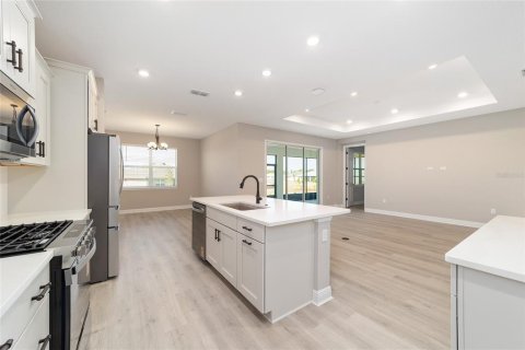 House in Ocala, Florida 2 bedrooms, 159.61 sq.m. № 2229349 - photo 17