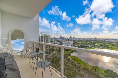 Copropriété à vendre à Aventura, Floride: 3 chambres, 193.24 m2 № 1989445 - photo 8