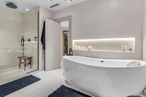 Copropriété à vendre à Aventura, Floride: 3 chambres, 193.24 m2 № 1989445 - photo 10