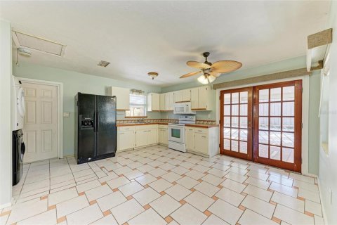 Casa en venta en Nokomis, Florida, 2 dormitorios, 66.89 m2 № 1717741 - foto 8