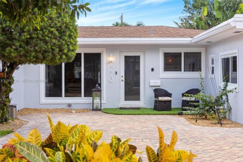 Купить виллу или дом в Лайтхаус-Пойнт, Флорида 3 спальни, 165.83м2, № 2032387 - фото 2