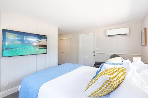 Купить виллу или дом в Лайтхаус-Пойнт, Флорида 3 спальни, 165.83м2, № 2032387 - фото 19