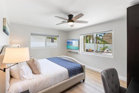 Купить виллу или дом в Лайтхаус-Пойнт, Флорида 3 спальни, 165.83м2, № 2032387 - фото 11