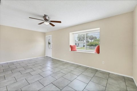 House in North Port, Florida 2 bedrooms, 85.84 sq.m. № 1798315 - photo 12