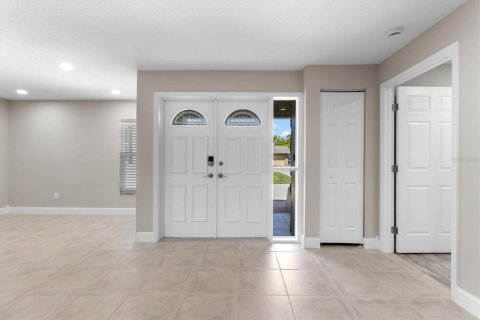 Casa en venta en Crystal River, Florida, 3 dormitorios, 201.41 m2 № 1786033 - foto 5