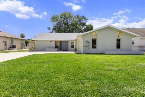 Casa en venta en Crystal River, Florida, 3 dormitorios, 201.41 m2 № 1786033 - foto 3