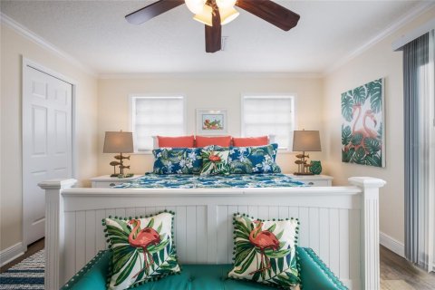 House in Holmes Beach, Florida 3 bedrooms, 211.91 sq.m. № 1642691 - photo 22