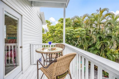 House in Holmes Beach, Florida 3 bedrooms, 211.91 sq.m. № 1642691 - photo 28