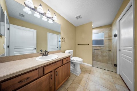 House in Plant City, Florida 4 bedrooms, 211.72 sq.m. № 2425895 - photo 28