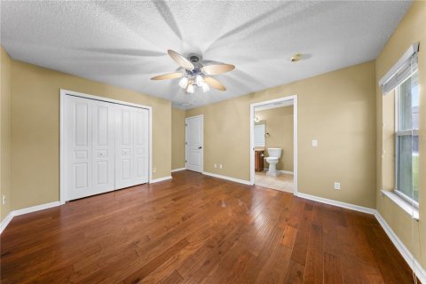 House in Plant City, Florida 4 bedrooms, 211.72 sq.m. № 2425895 - photo 27