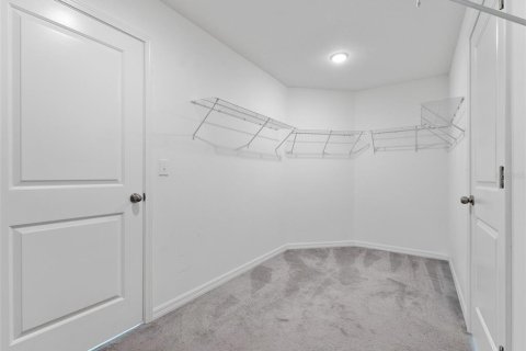 House in Land O' Lakes, Florida 4 bedrooms, 258.64 sq.m. № 1914108 - photo 22