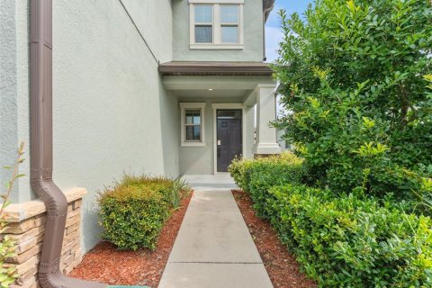House in Land O' Lakes, Florida 4 bedrooms, 258.64 sq.m. № 1914108 - photo 5