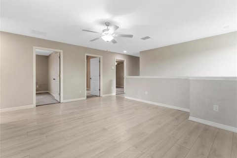 House in Land O' Lakes, Florida 4 bedrooms, 258.64 sq.m. № 1914108 - photo 14