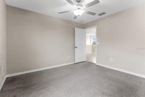 House in Land O' Lakes, Florida 4 bedrooms, 258.64 sq.m. № 1914108 - photo 28