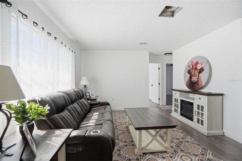 Casa en venta en Spring Hill, Florida, 3 dormitorios, 94.76 m2 № 2144846 - foto 7