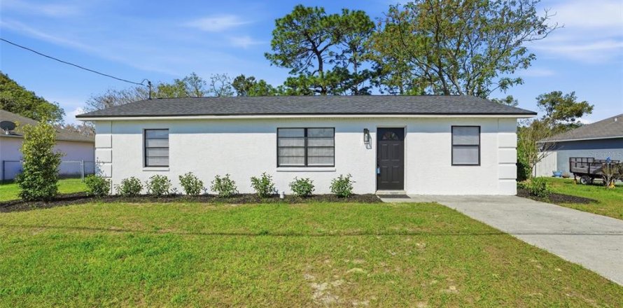 Casa en Spring Hill, Florida 3 dormitorios, 94.76 m2 № 2144846