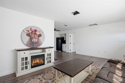Casa en venta en Spring Hill, Florida, 3 dormitorios, 94.76 m2 № 2144846 - foto 15
