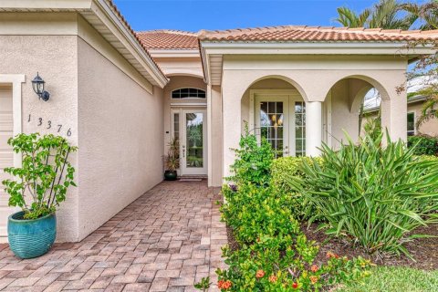 House in Port Charlotte, Florida 3 bedrooms, 155.05 sq.m. № 1566295 - photo 3