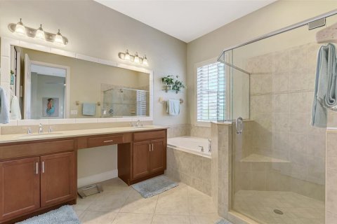 House in Port Charlotte, Florida 3 bedrooms, 155.05 sq.m. № 1566295 - photo 30