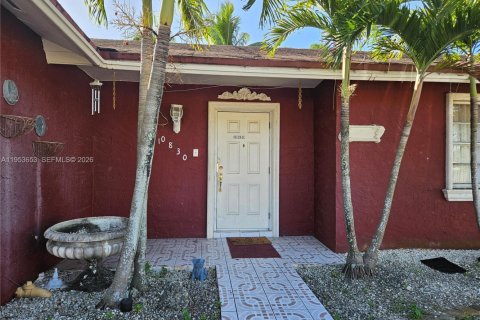 Casa en venta en Miami, Florida, 5 dormitorios, 211.45 m2 № 2007925 - foto 3