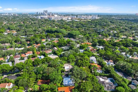 Casa en venta en Coral Gables, Florida, 3 dormitorios, 174.66 m2 № 1982954 - foto 29