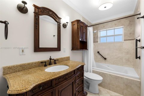 Casa en venta en Coral Gables, Florida, 3 dormitorios, 174.66 m2 № 1982954 - foto 7