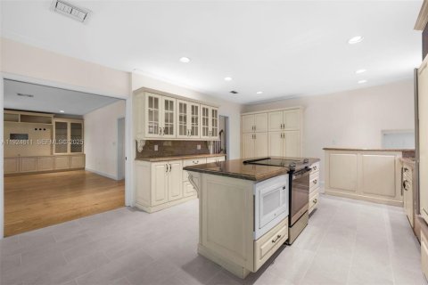 Casa en venta en Coral Gables, Florida, 3 dormitorios, 174.66 m2 № 1982954 - foto 17