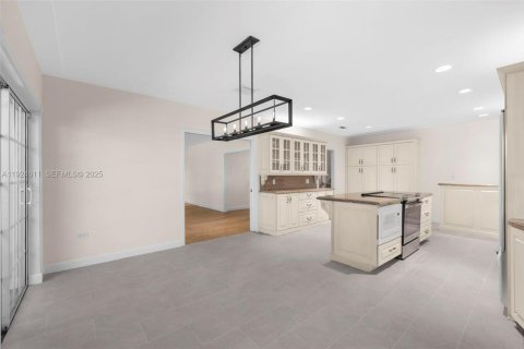Casa en venta en Coral Gables, Florida, 3 dormitorios, 174.66 m2 № 1982954 - foto 19