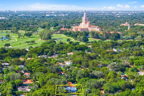 Casa en venta en Coral Gables, Florida, 3 dormitorios, 174.66 m2 № 1982954 - foto 27