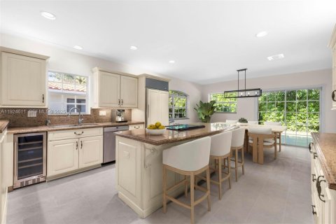 Casa en venta en Coral Gables, Florida, 3 dormitorios, 174.66 m2 № 1982954 - foto 16