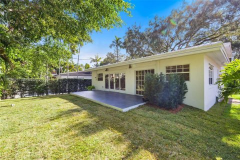 Casa en venta en Coral Gables, Florida, 3 dormitorios, 174.66 m2 № 1982954 - foto 26