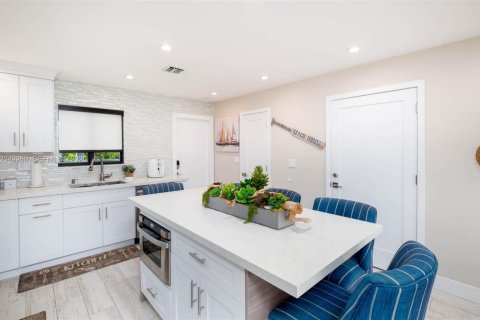 Copropriété à vendre à Key Largo, Floride: 2 chambres, 85.28 m2 № 2252309 - photo 2