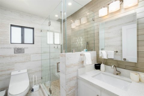 Copropriété à vendre à Key Largo, Floride: 2 chambres, 85.28 m2 № 2252309 - photo 18
