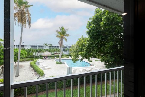 Copropriété à vendre à Key Largo, Floride: 2 chambres, 85.28 m2 № 2252309 - photo 16