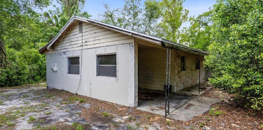 House in Longwood, Florida 2 bedrooms, 89.19 sq.m. № 2228062