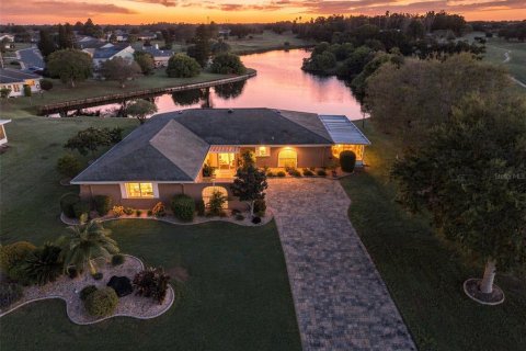 Casa en Sun City Center, Florida 3 dormitorios, 207.92 m2 № 2384390