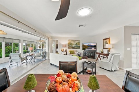 Casa en venta en Sun City Center, Florida, 3 dormitorios, 207.92 m2 № 2384390 - foto 17