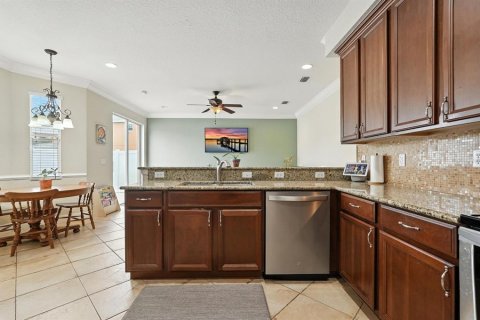Casa en venta en Port Orange, Florida, 5 dormitorios, 270.81 m2 № 1821199 - foto 15