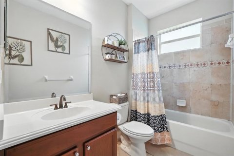 Casa en venta en Port Orange, Florida, 5 dormitorios, 270.81 m2 № 1821199 - foto 23
