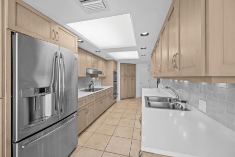 Copropriété à vendre à Palm Beach, Floride: 3 chambres, 274.06 m2 № 2087707 - photo 11